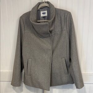 Old navy wool blend, gray jacket with pockets/snap front size L